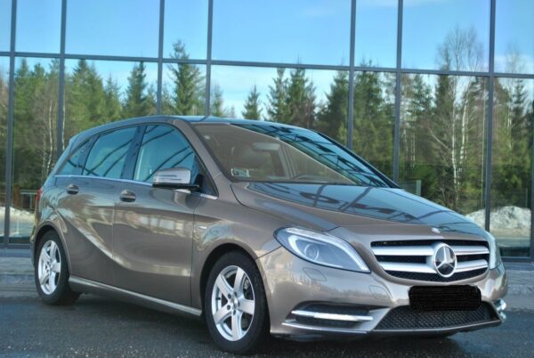 1 Mercedes-Benz Classe B