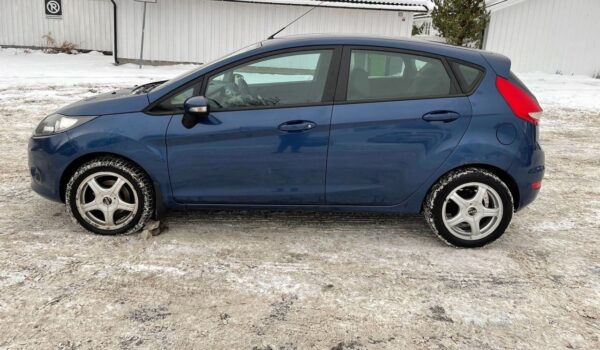 1 Ford Fiesta