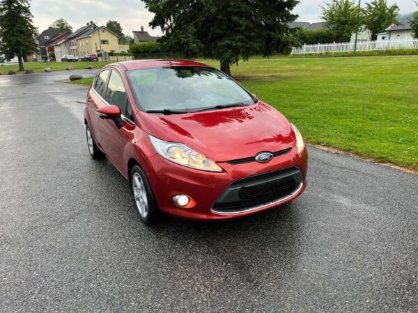 1 Ford Fiesta