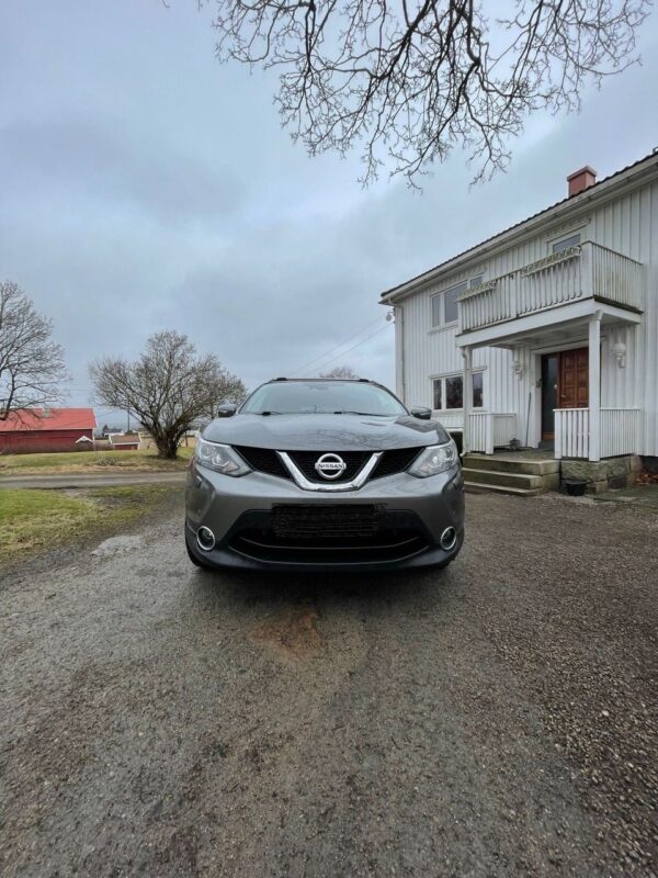 1 Nissan Qashqaï