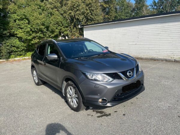 1 Nissan Qashqai