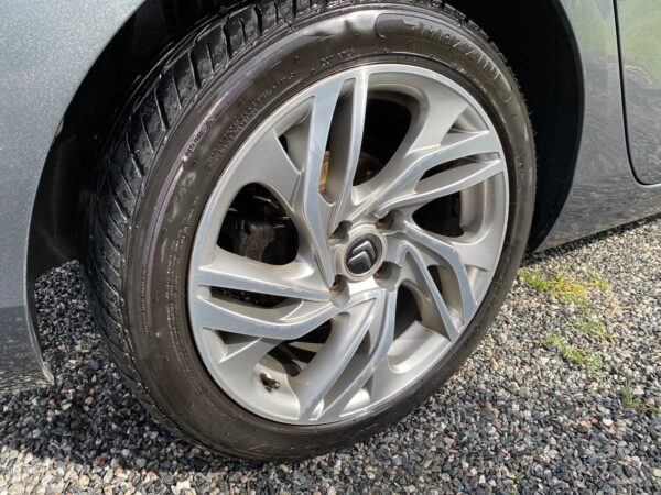 10 Citroen C4