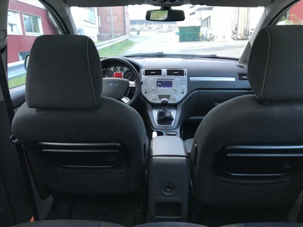 10 Ford C-Max