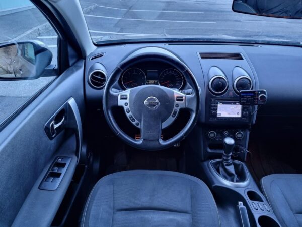 10 Nissan Qashqaï