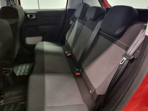 11 Citroën C3