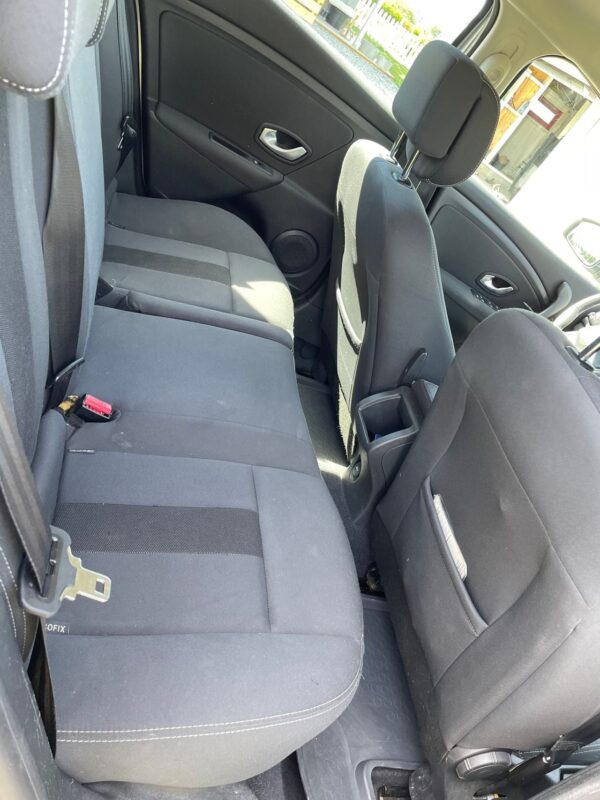 11 Renault Mégane