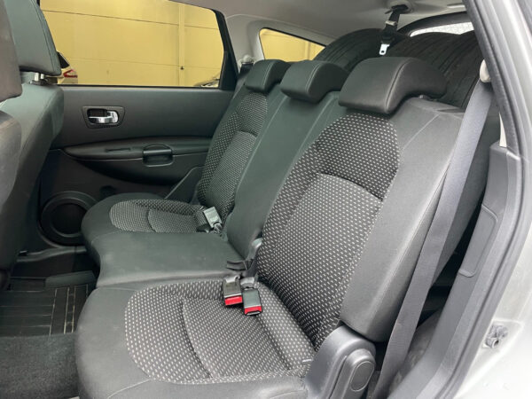 11 Nissan Qashqai +2