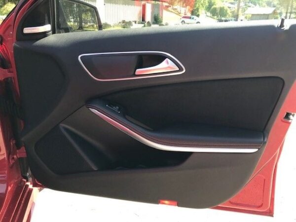 11 Mercedes-Benz Classe A