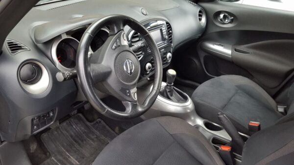 11 Nissan juke