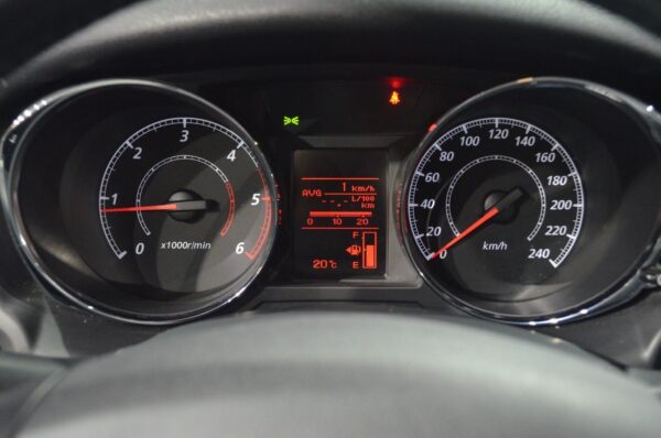 12 Citroen C4