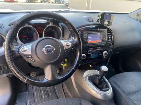 12 Nissan juke