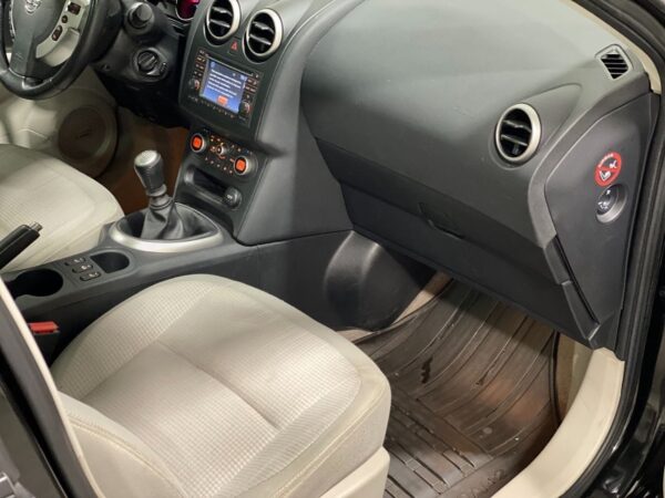 12 Nissan Qashqai +2