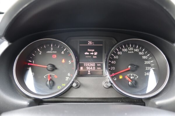 12 Nissan Qashqai