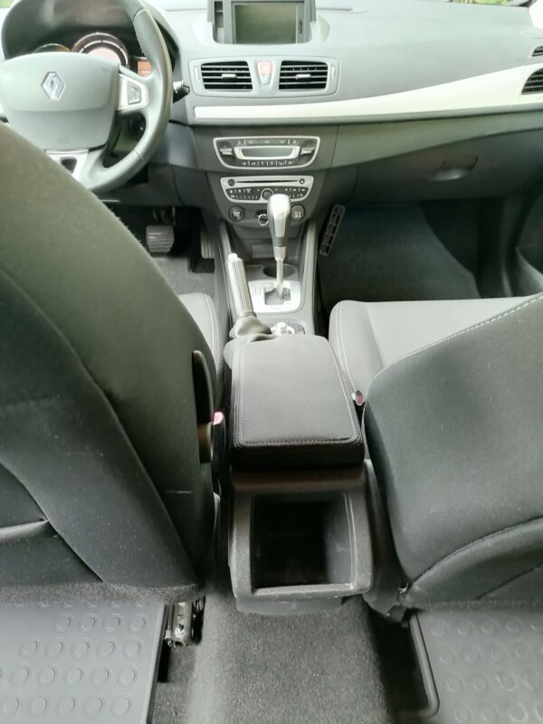 12 Renault Mégane