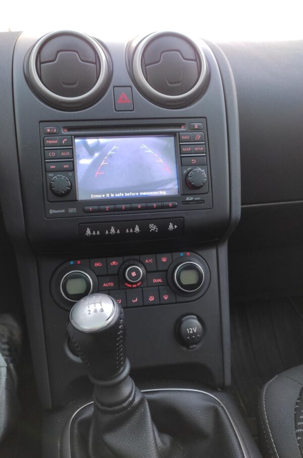 12 Nissan Qashqai +2