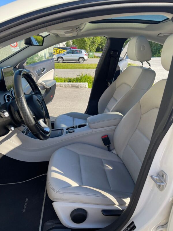 12 Mercedes-Benz CLA