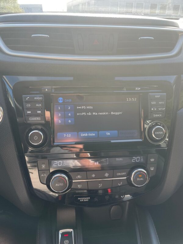 12 Nissan Qashqai