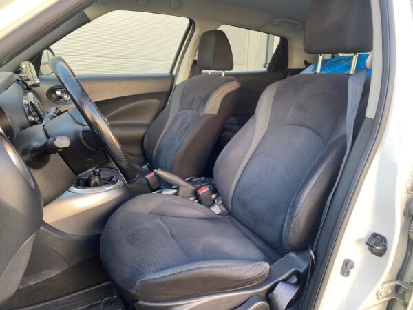 13 Nissan juke