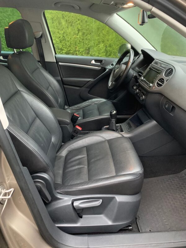 13 Volkswagen Tiguan