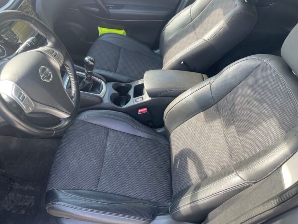 13 Nissan Qashqai