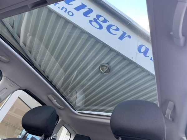 13 Nissan QASHQAI