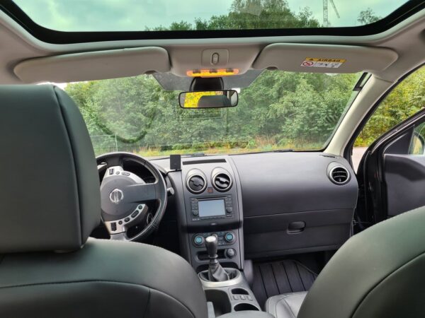 13 Nissan Qashqai