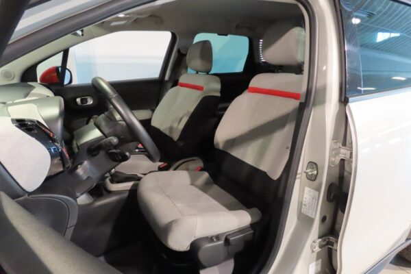 13 Citroen C3