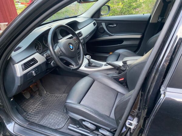 14 BMW Série 3