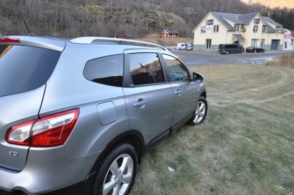14 Nissan Qashqai