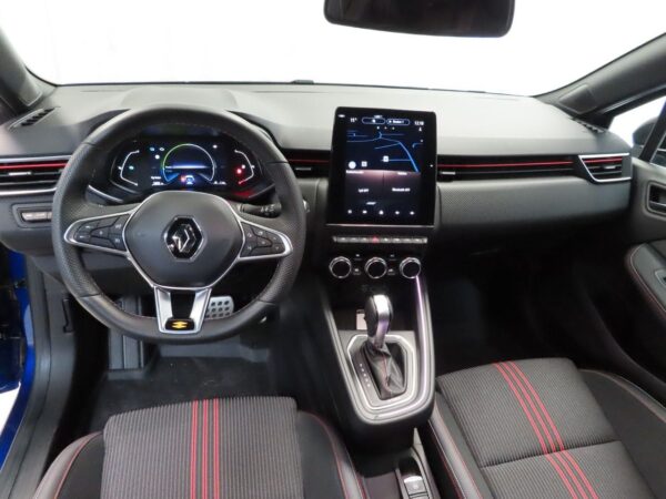 14 Renault Clio