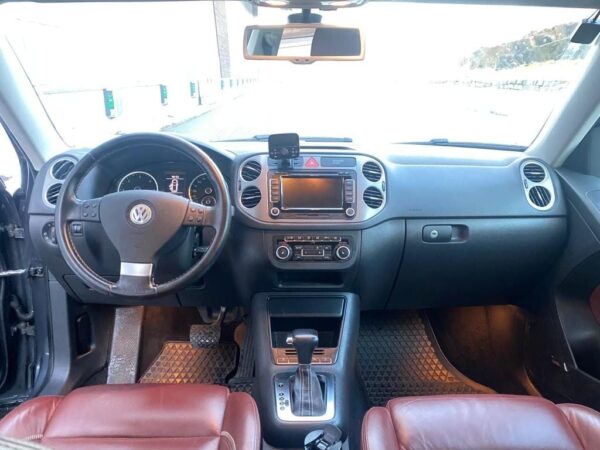 14 Volkswagen Tiguan