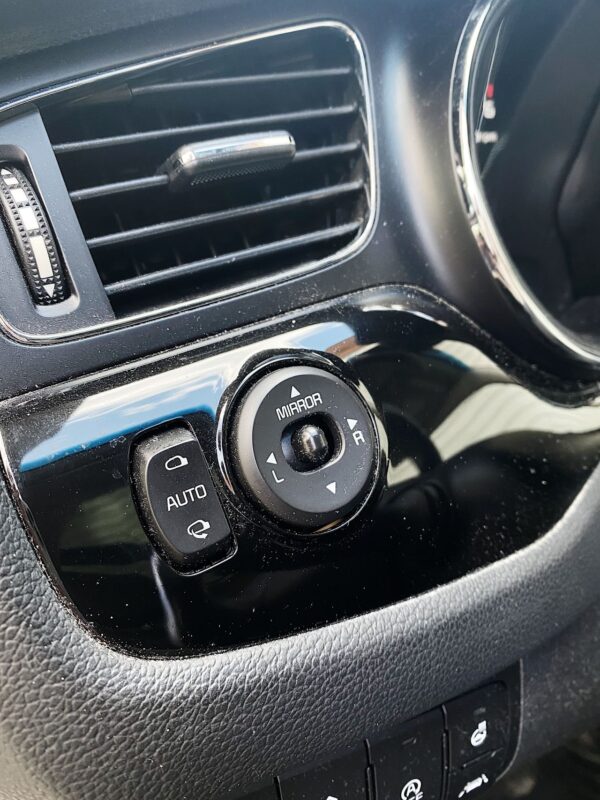 14 Kia Cee'd