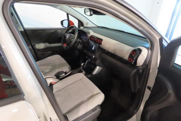 14 Citroen C3