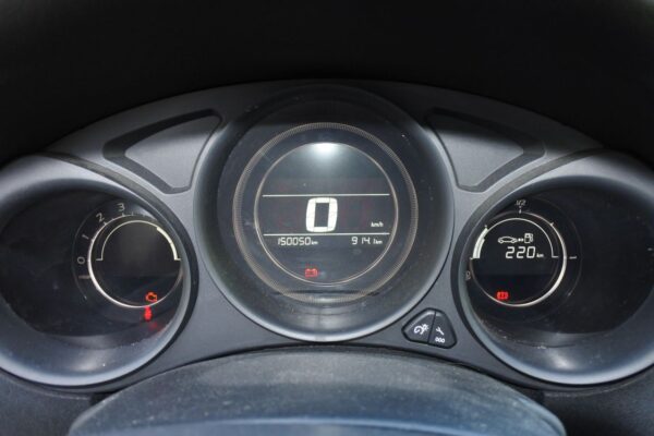 15 Citroën C4