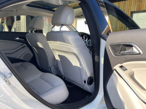 15 Mercedes-Benz CLA