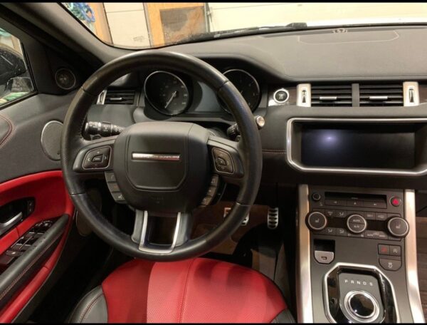 15 Range Rover Evoque