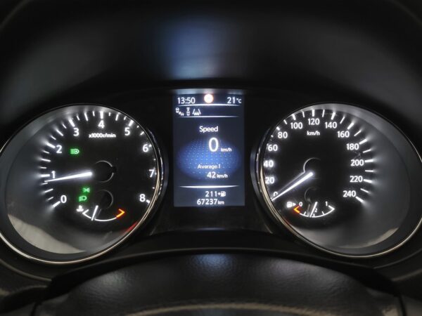 15 Nissan Qashqai