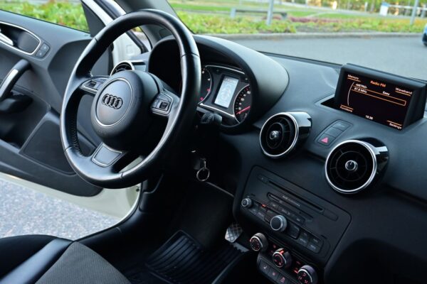 15 Audi A1