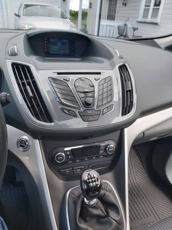 15 Ford C-Max