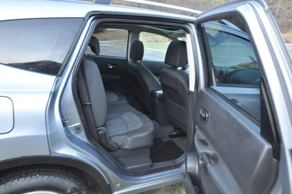 15 Nissan Qashqai