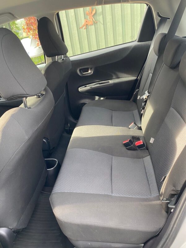 16 Toyota Yaris