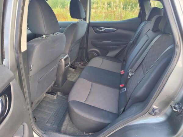 16 Nissan Qashqai