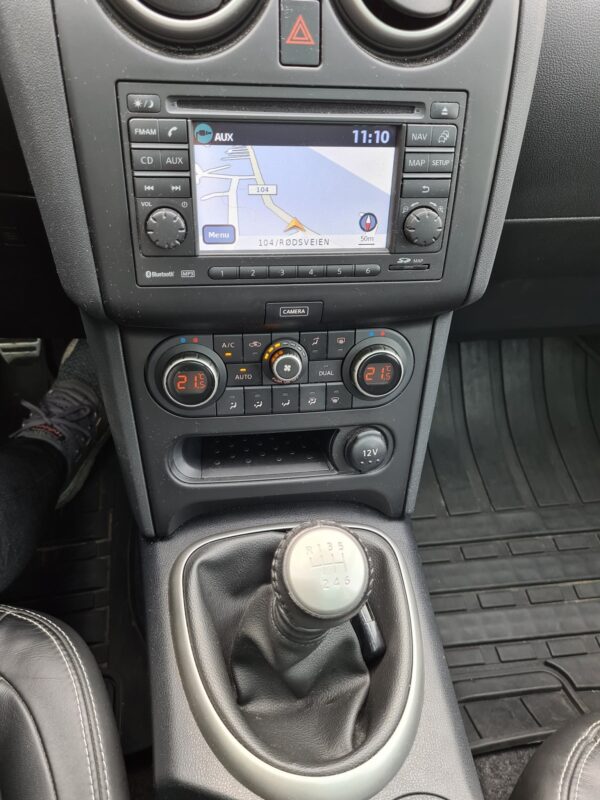 16 Nissan Qashqai