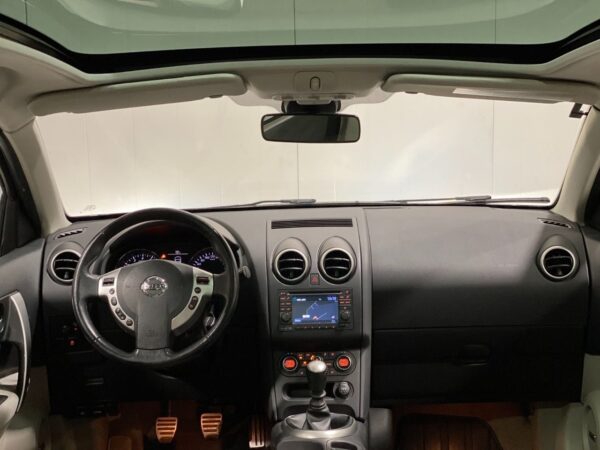 16 Nissan Qashqai +2