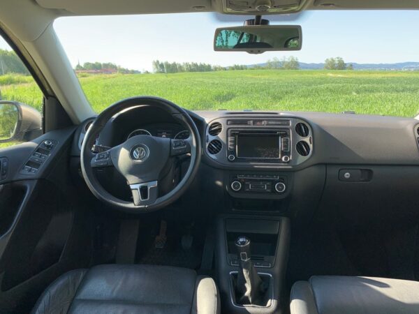 16 Volkswagen Tiguan