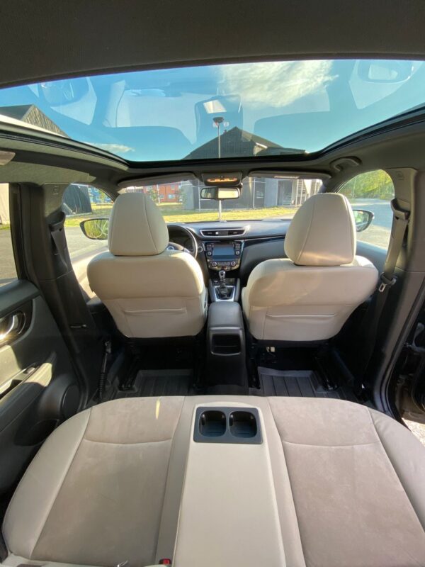 17 Nissan Qashqai