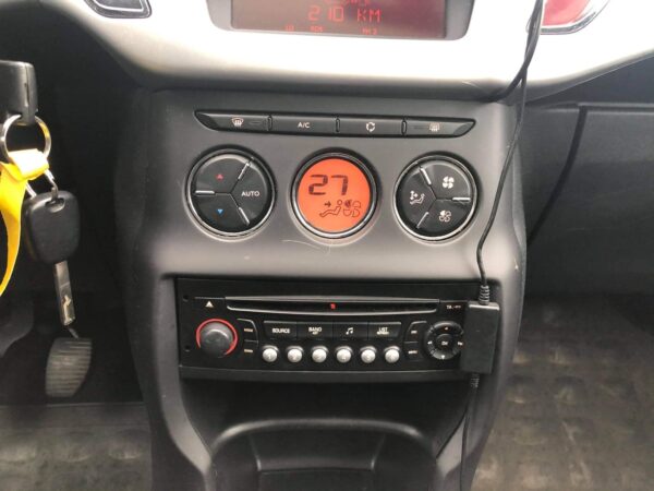 17 Citroën C3