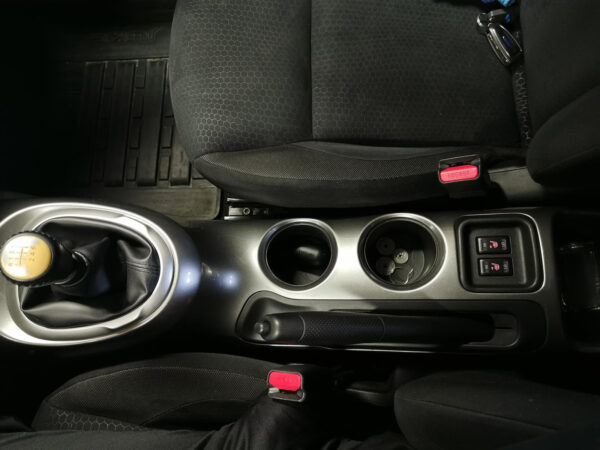 17 Nissan juke