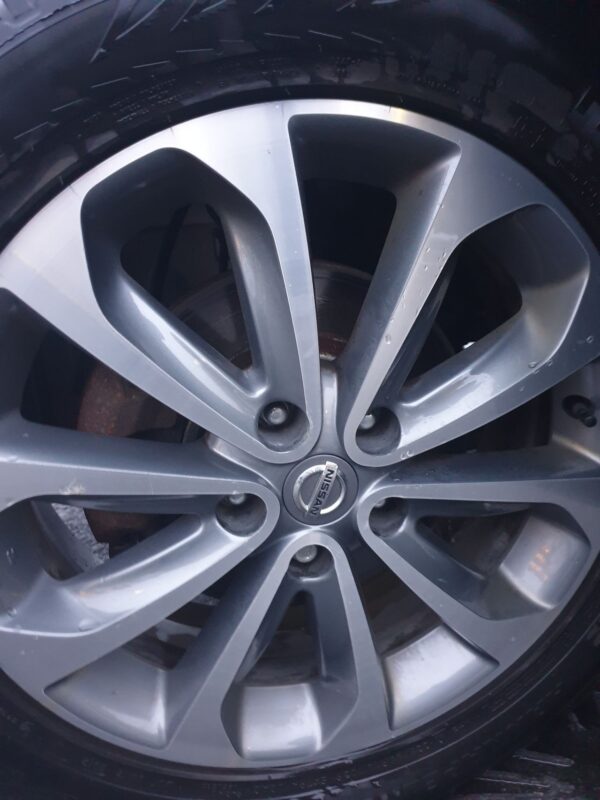 17 Nissan Qashqai +2