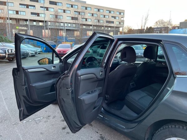 18 Citroën C4